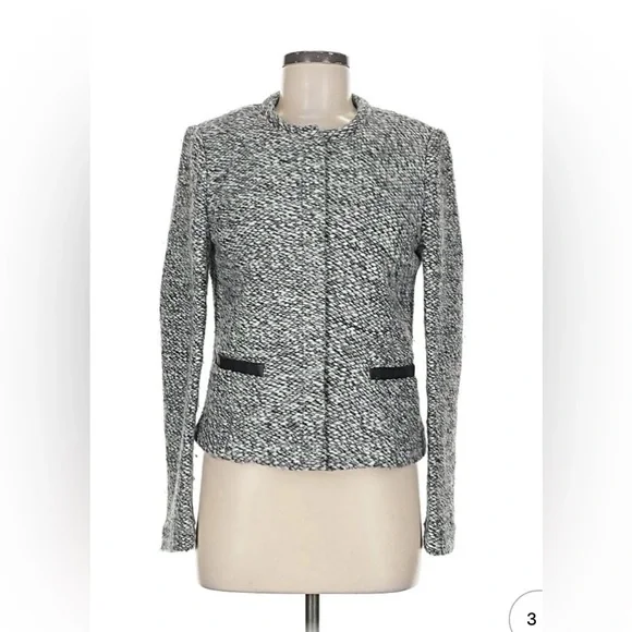 LOFT Women’s Black & White Tweed Herringbone Long Sleeve Blazer Size 4 - Picture 2 of 9